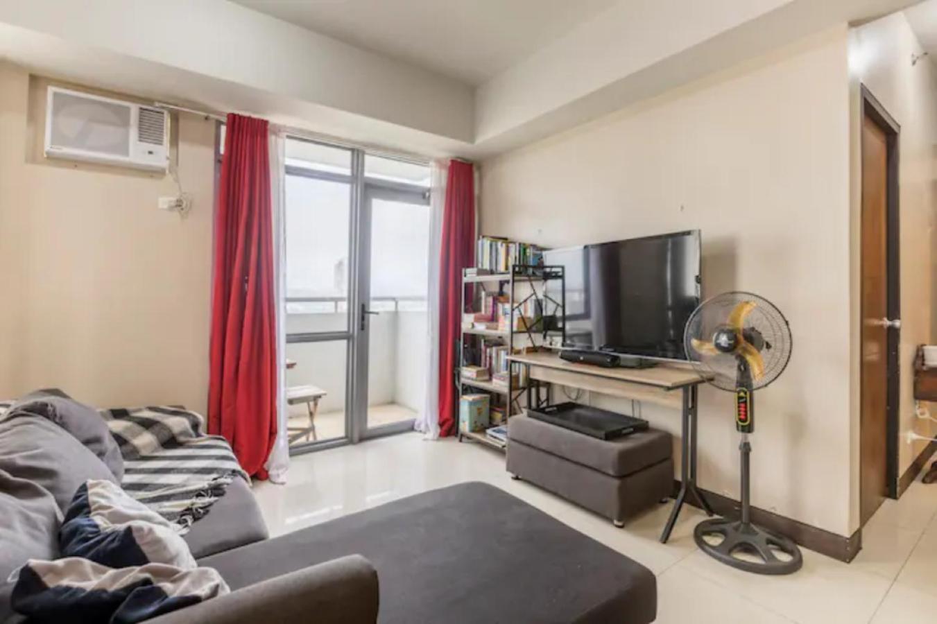 Great View With Balcony In Araneta Center Διαμέρισμα Μανίλα Εξωτερικό φωτογραφία